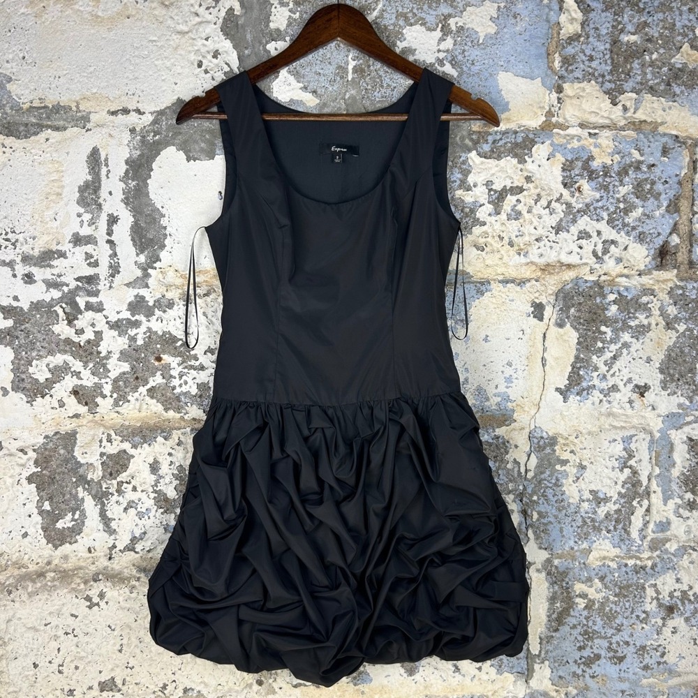 Y2K Express Bubble Hem Dress Black Ruched Pick-Up Cocktail LBD Dress Size 2